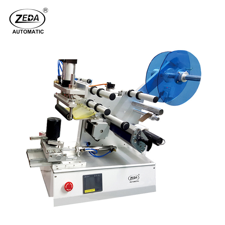 高精度半自動平面貼標(biāo)機(jī)